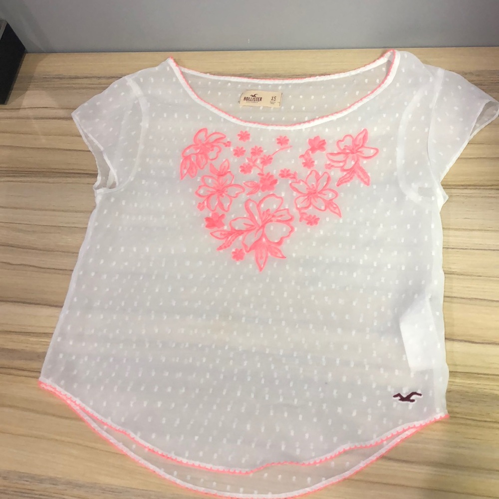 Hollister shirt